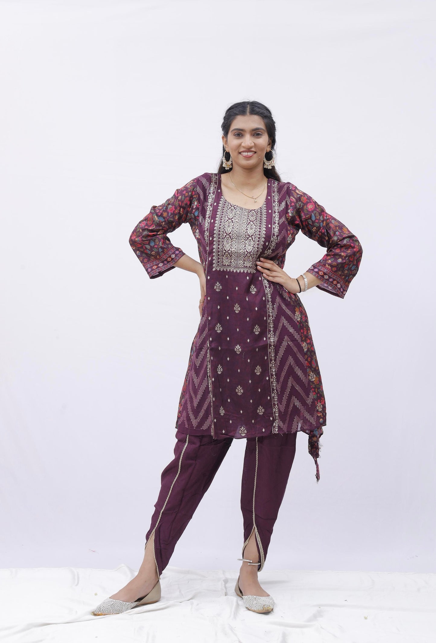 Wine Aura Embroidered Kurta Set