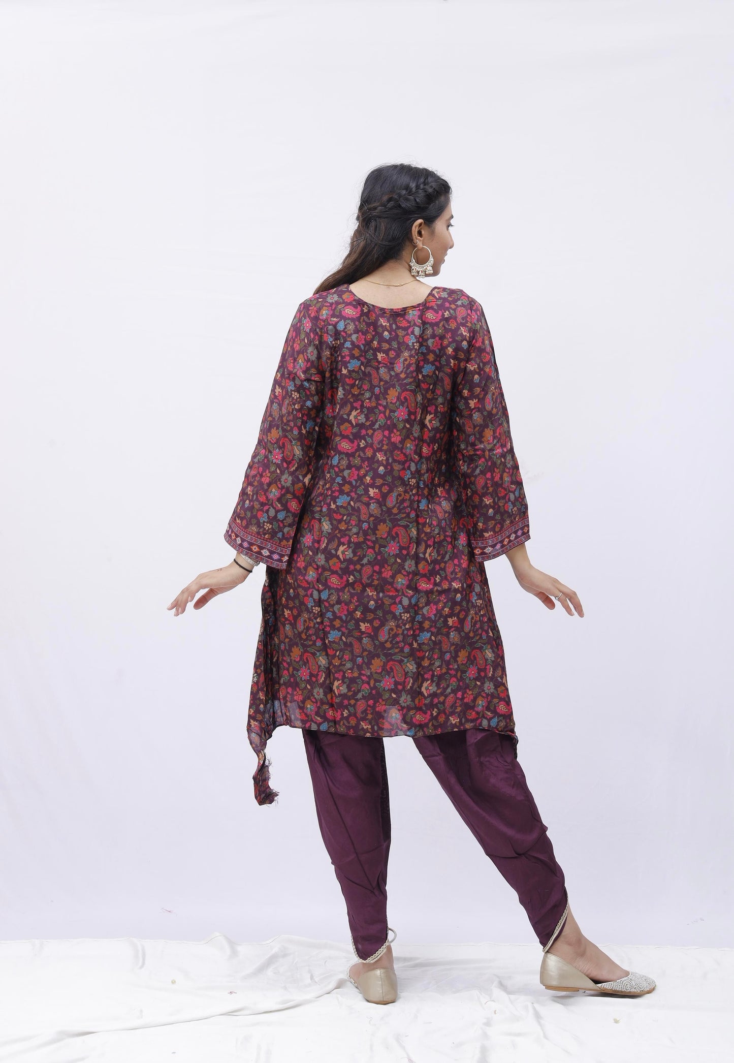 Wine Aura Embroidered Kurta Set