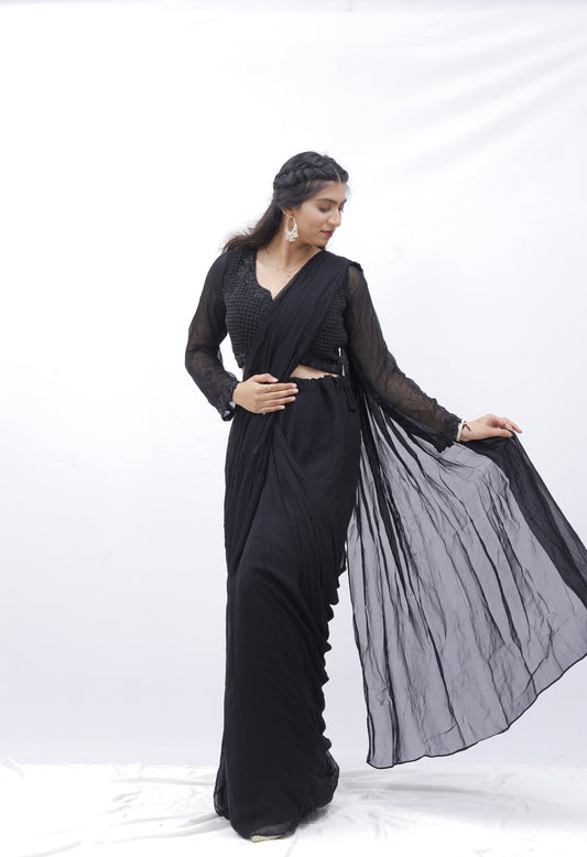 Noir Grace Pre-Draped Saree Set