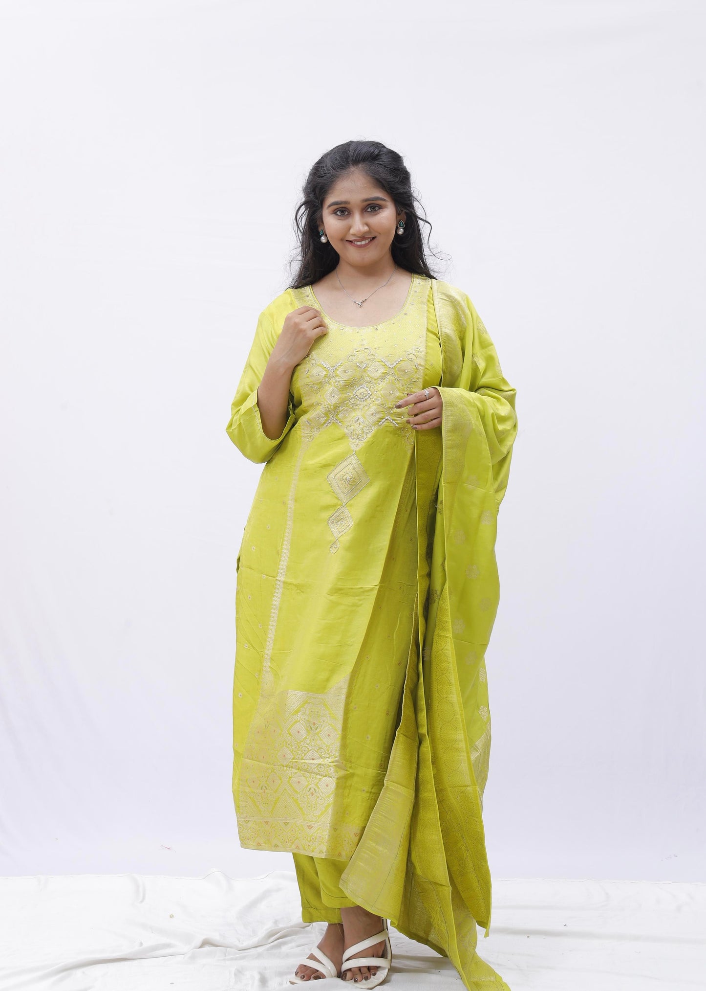 Lime Luxe Embroidered Kurta Set