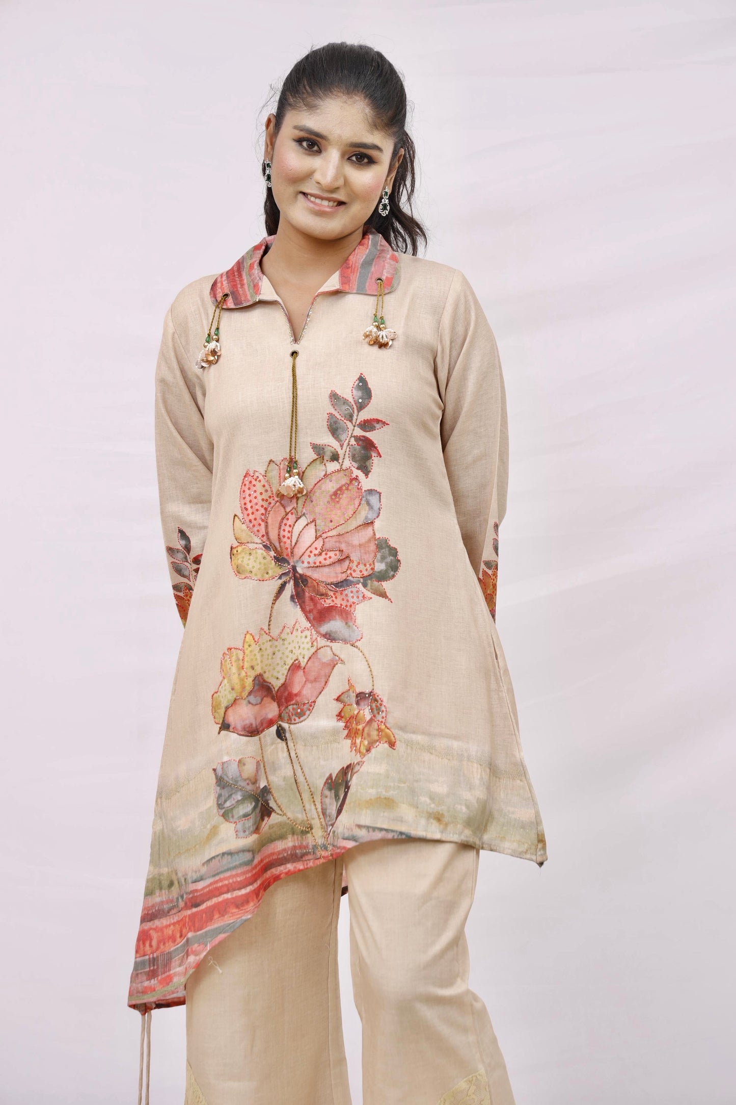 Cream short kurta with pant
