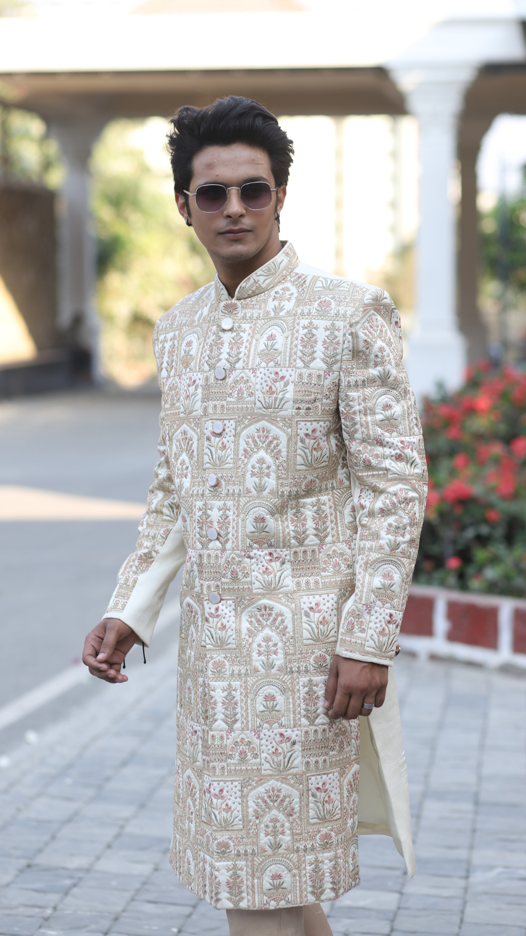 Sold Out Men 2