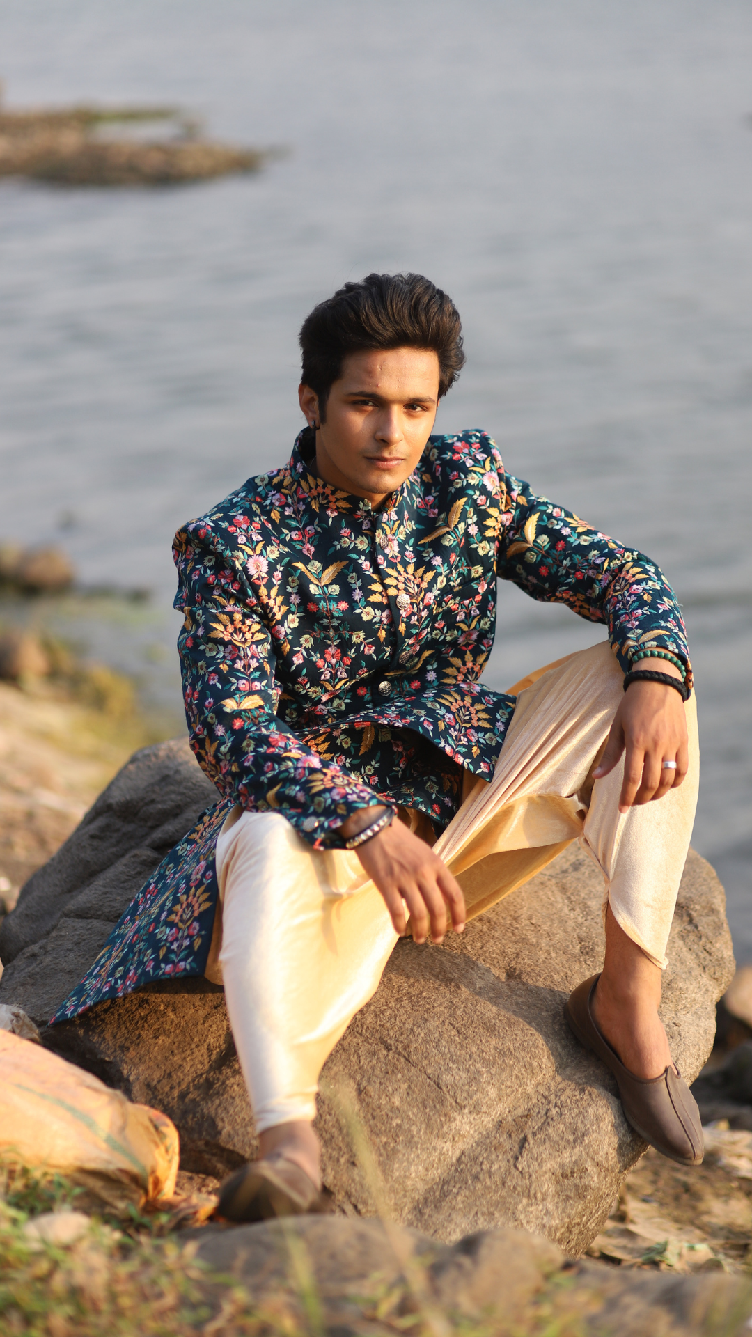 Sold Out Men 5