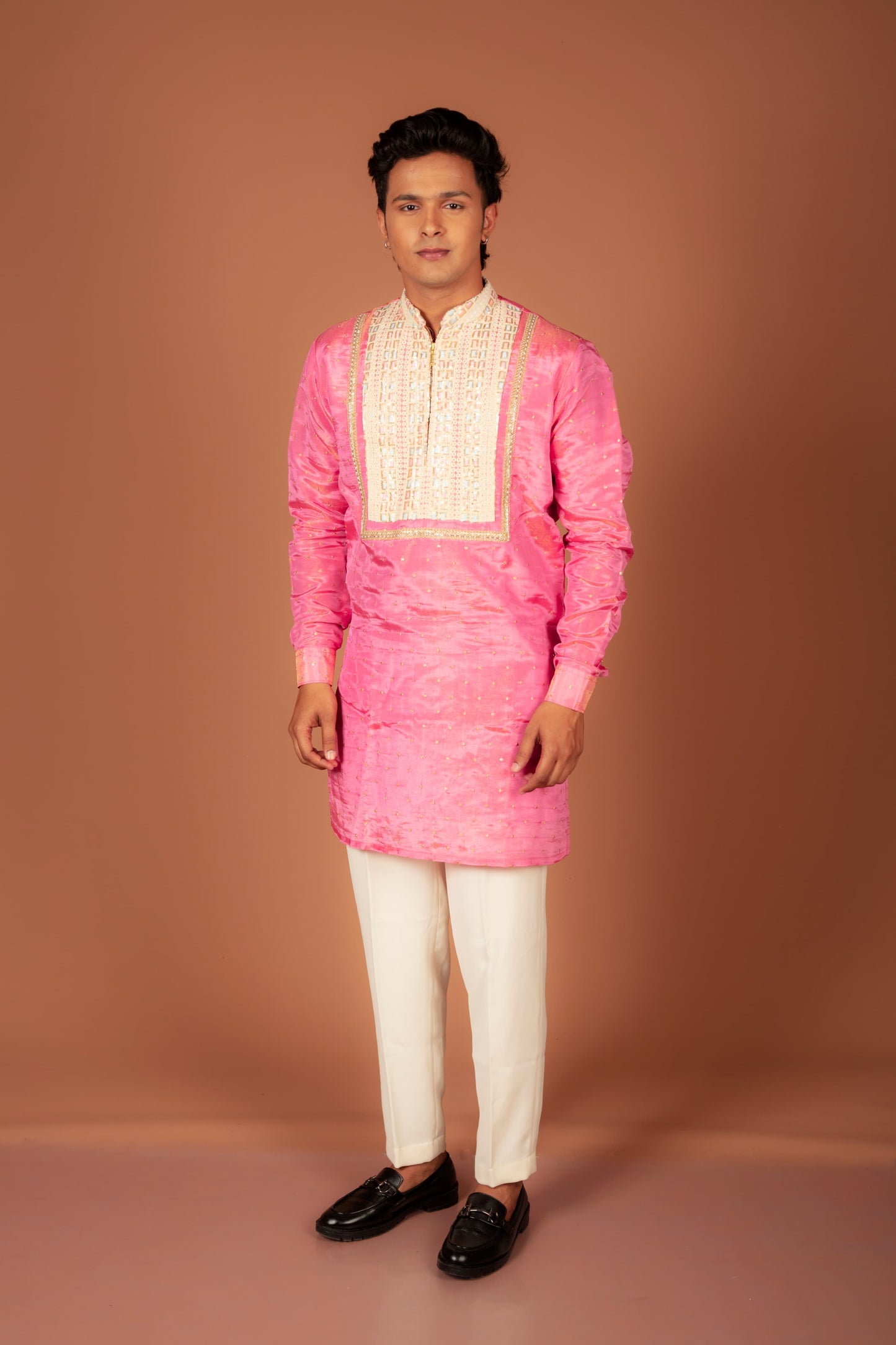 Men's Pink Silk Kurta with Intricate Embroidery